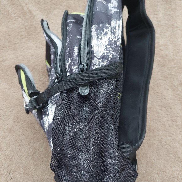 High Sierra Loop Backpack - Picture 7 of 10